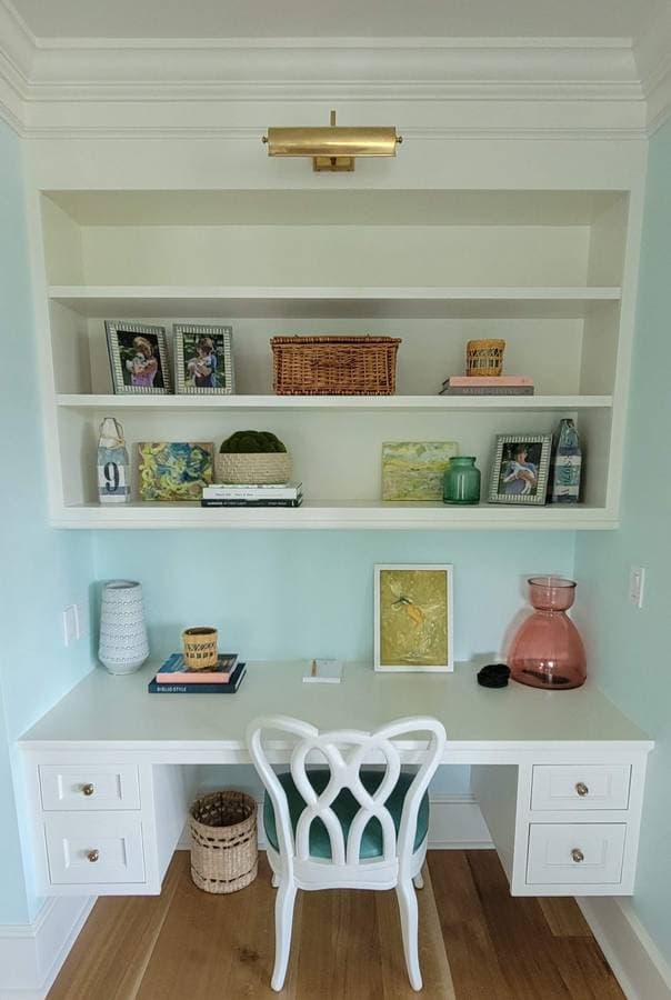 picture of a custom luxury kids desk